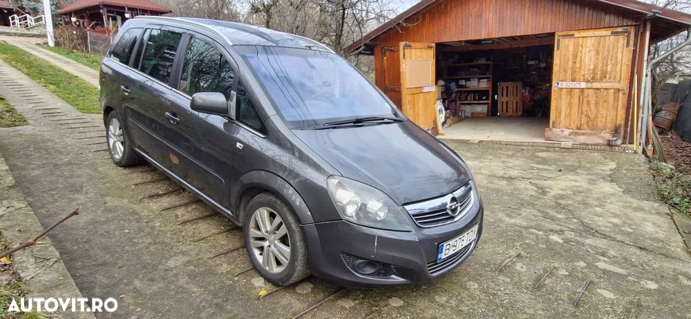 Opel Zafira - 4