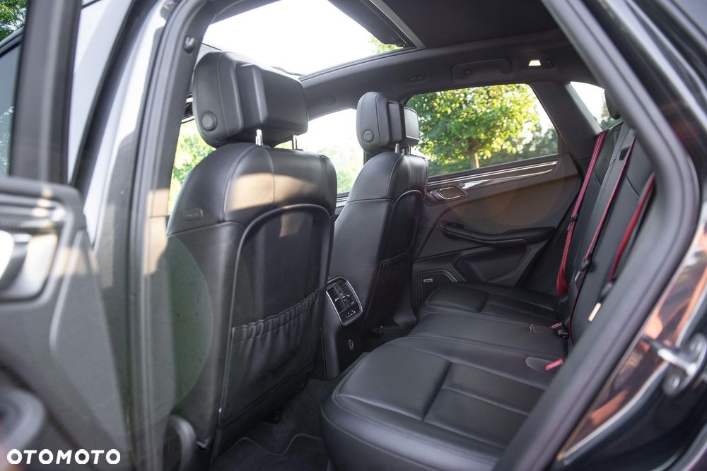 Porsche Macan Standard - 14