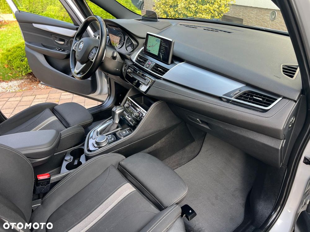 BMW Seria 2 218d Advantage sport - 10