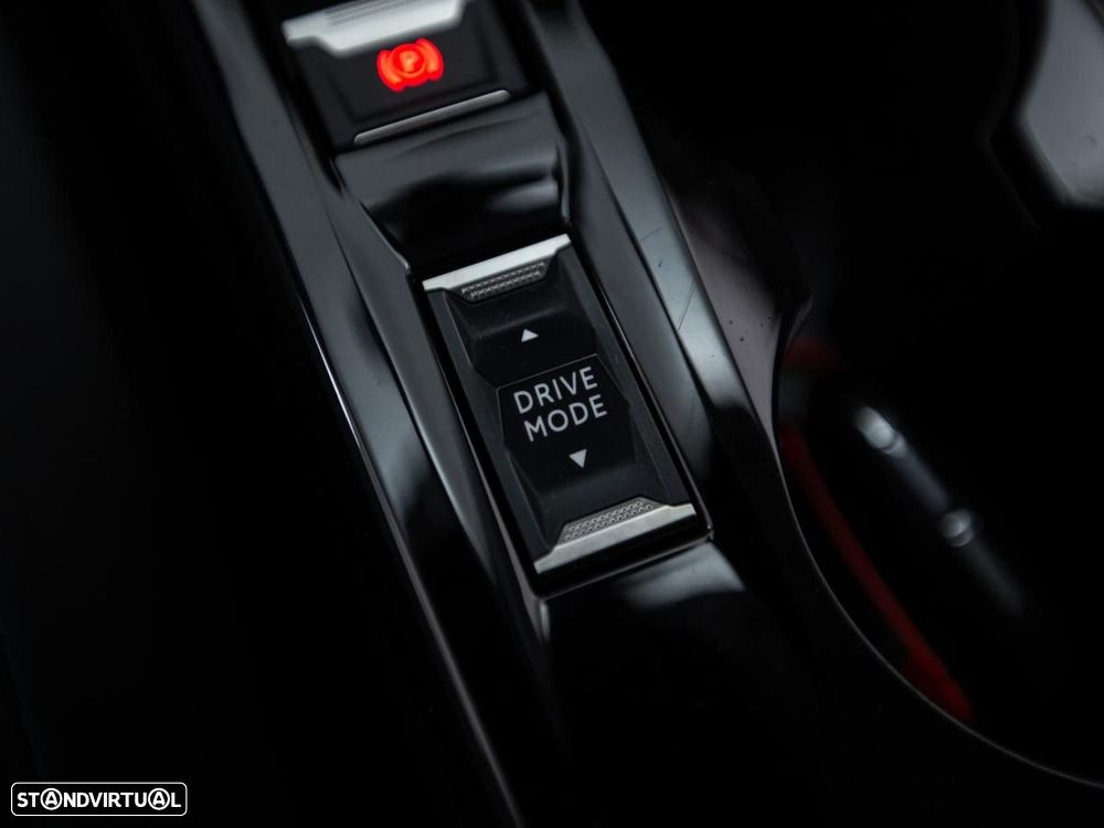 Peugeot e-2008 50 kWh Allure Pack - 18