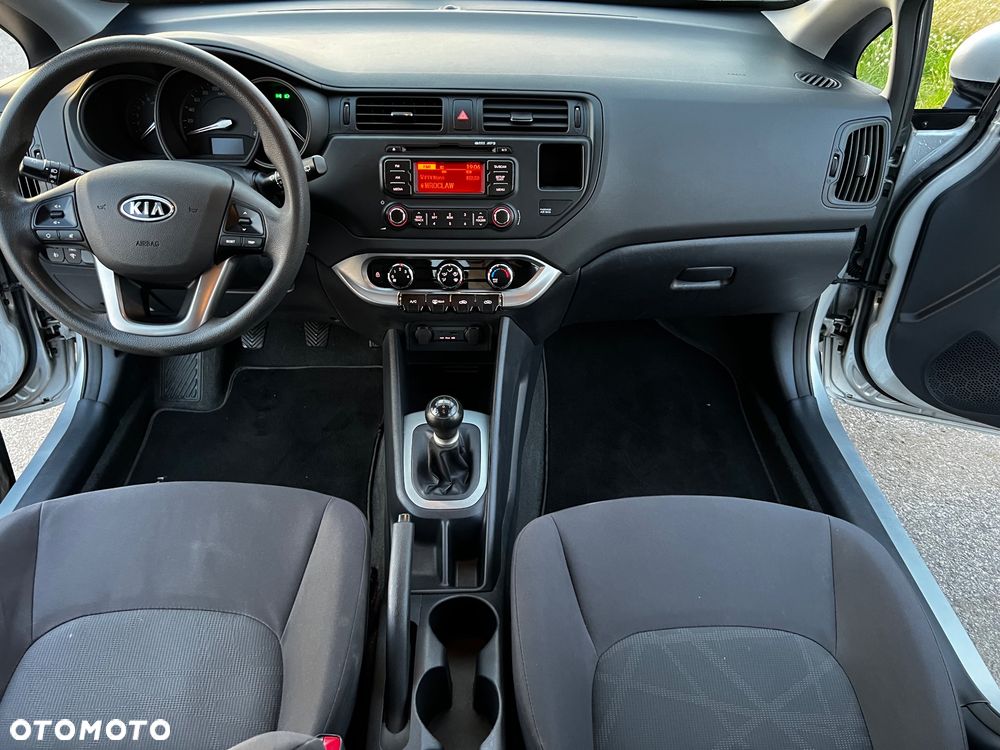 Kia Rio 1.2 L - 19