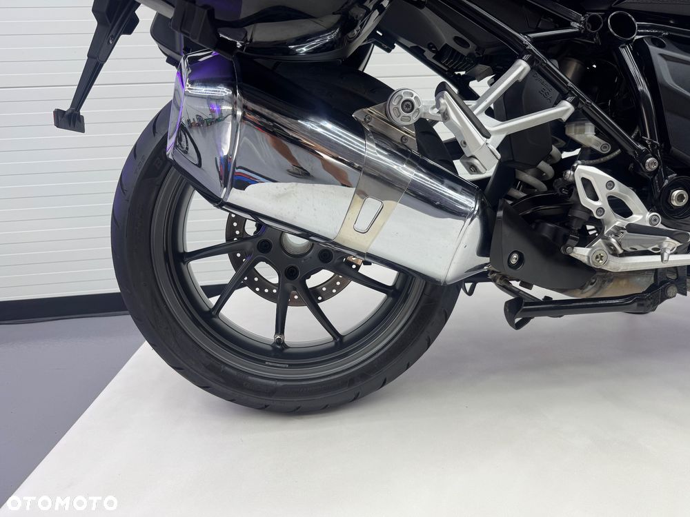 BMW RS - 8
