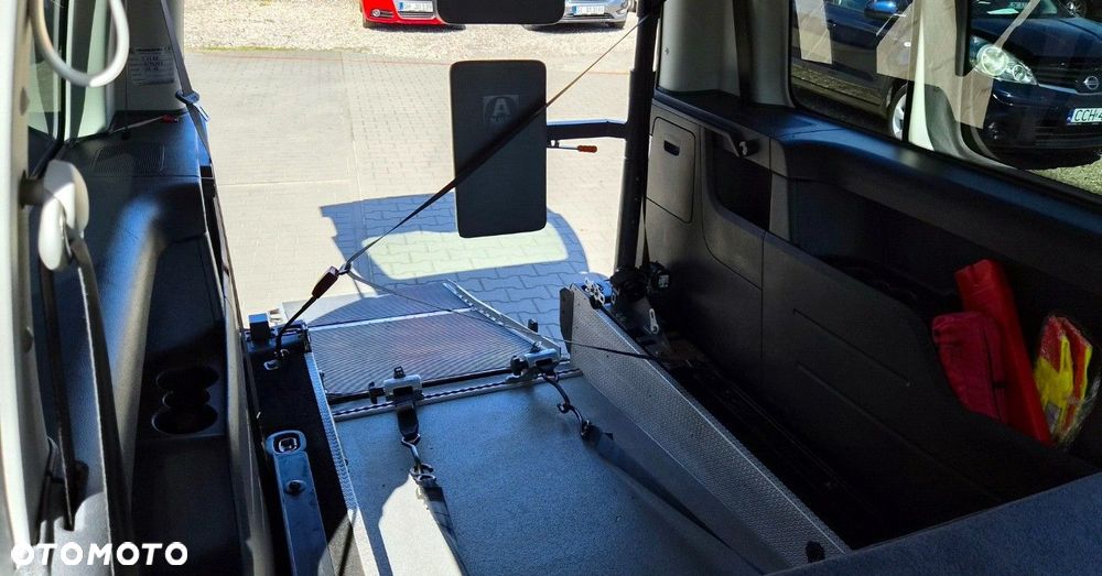 Volkswagen Caddy - 32