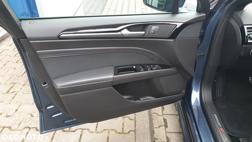 Ford Mondeo 2.0 Hybrid ST-Line X - 20