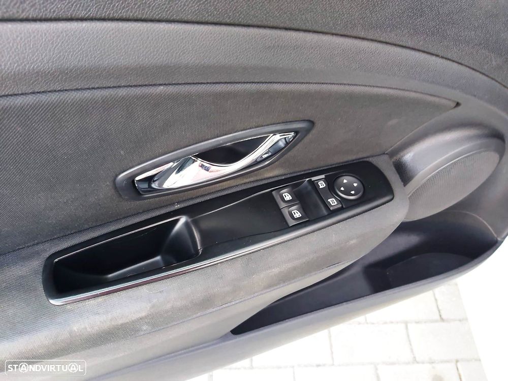 Renault Mégane 1.5 dCi Dynamique - 32