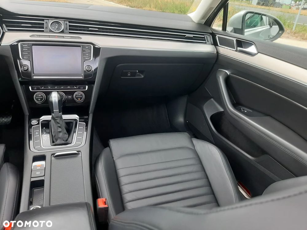 Volkswagen Passat 1.6 TDI (BlueMotion Technology) DSG Comfortline - 33