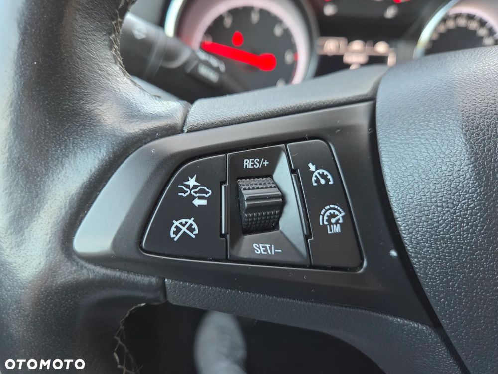 Opel Astra IV 1.6 CDTI Business - 11