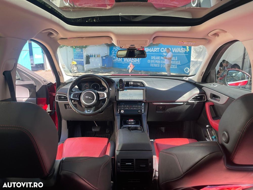 Jaguar F-Pace 2016 photo 4