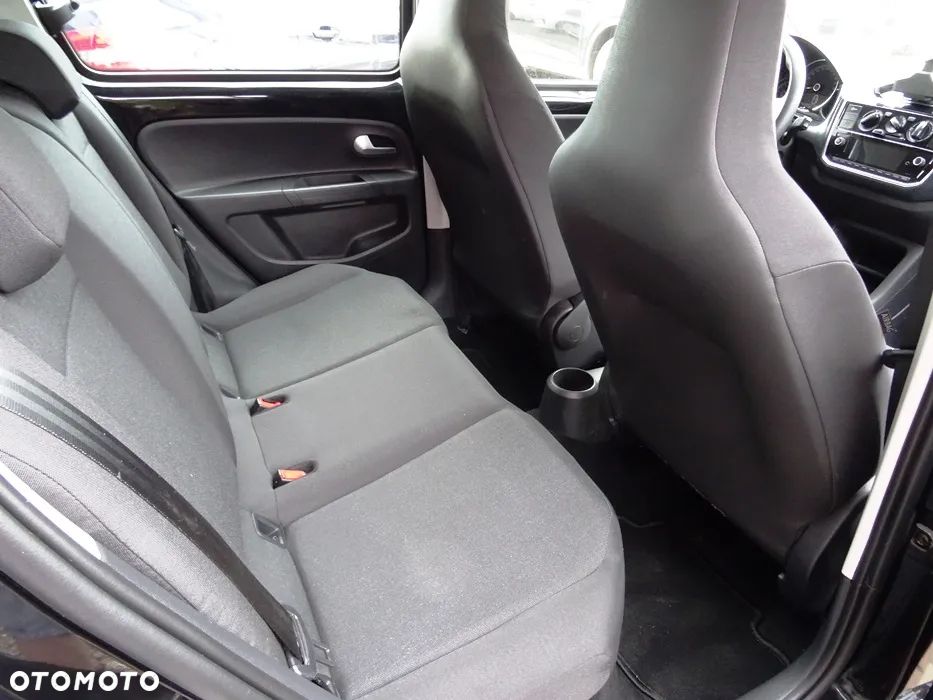 Volkswagen up! 1.0 Beats - 13