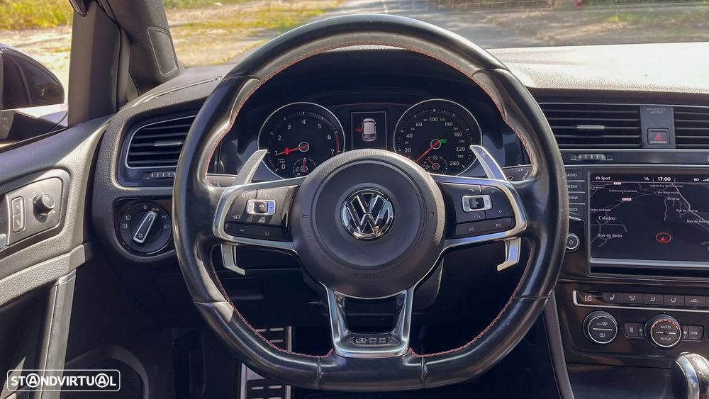 VW Golf 2.0 TSi GTi DSG - 14
