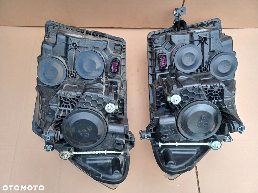 Lampa przednia lewa prawa VW Crafter Mann 7C1 - 7