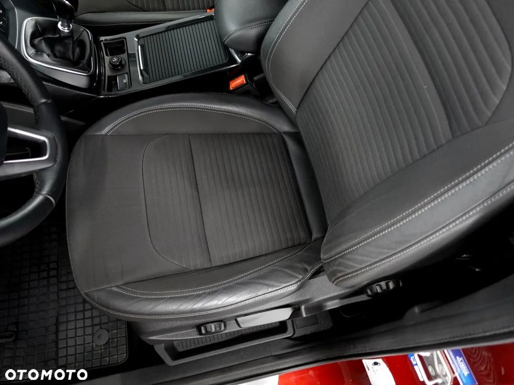 Ford Kuga 2.0 TDCi AWD Titanium - 14