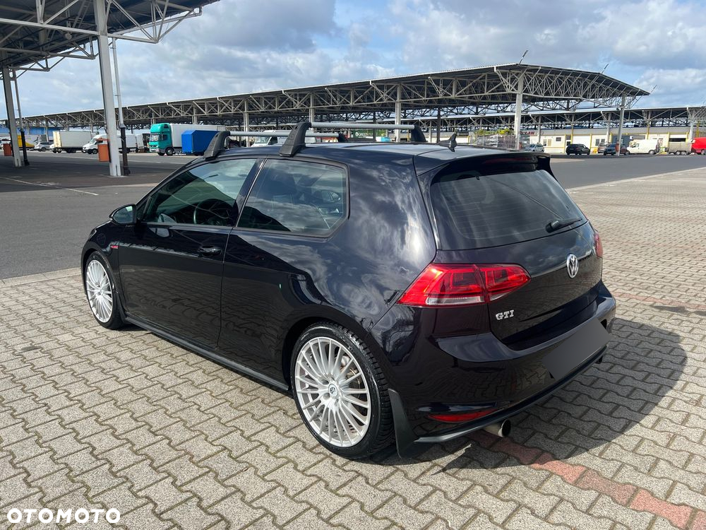 Volkswagen Golf VII 2.0 TSI BMT GTI Performance DSG - 4