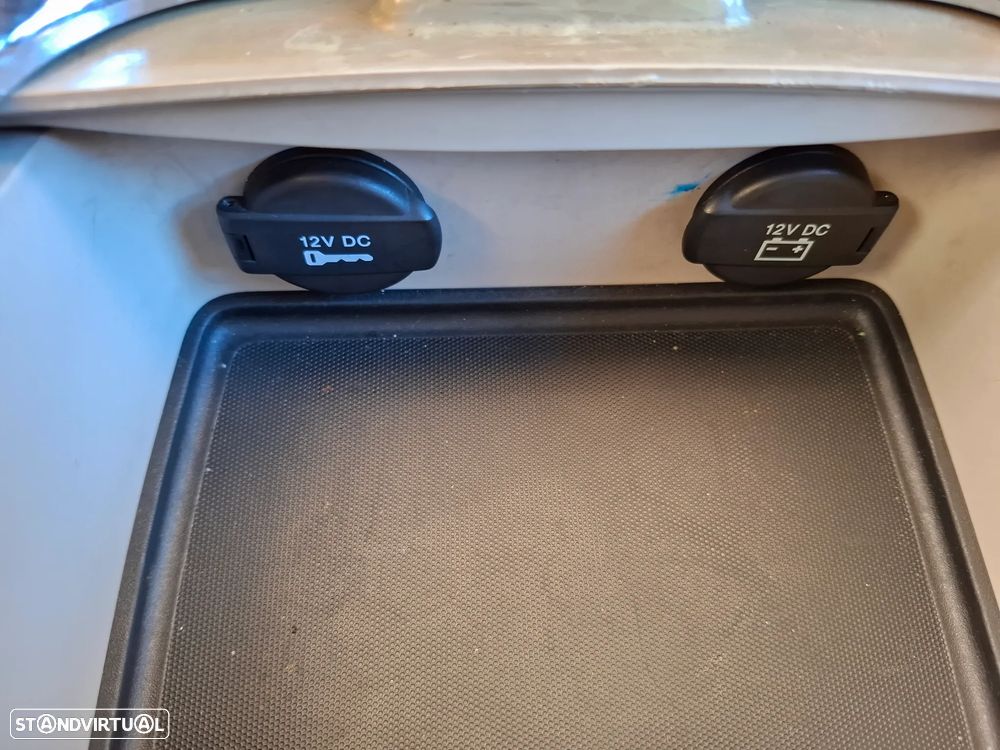 Lancia Voyager 2.8 CRD Gold - 30