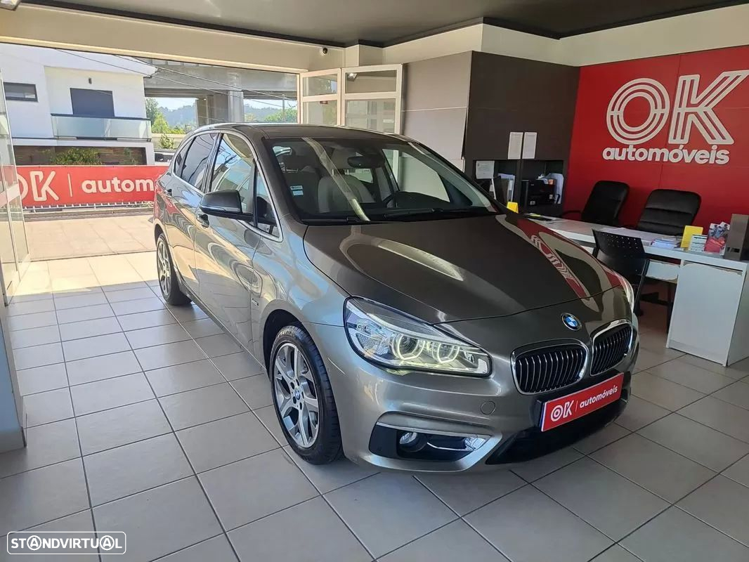 BMW 216 Active Tourer d Line Luxury Auto - 2