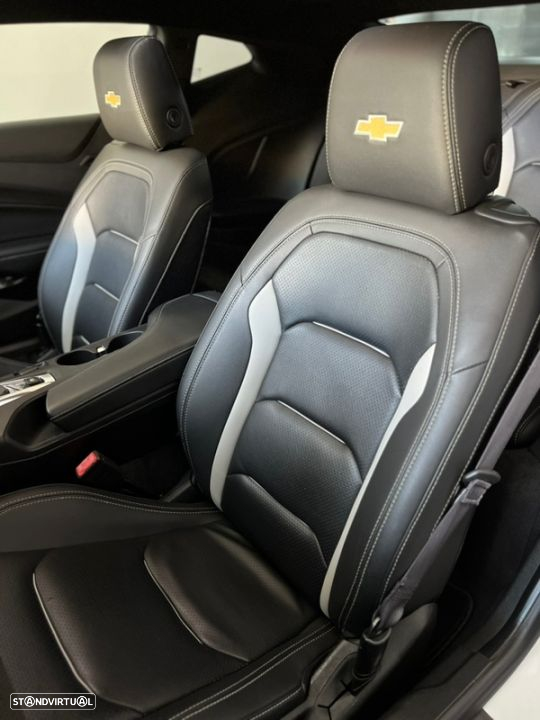 Chevrolet Camaro Coupe 2.0 Aut. - 19