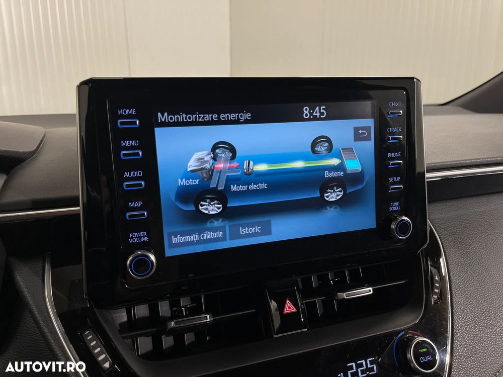 Toyota Corolla 2.0 HSD TS Exclusive - 17