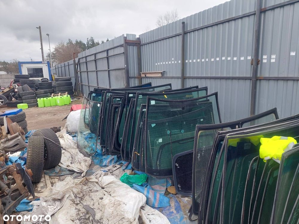 SZYBA CZOŁOWA PRZEDNIA DACIA SANDERO I MAZOWSZE - 3