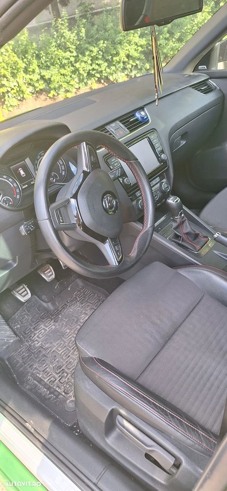 Skoda Octavia 2.0 TDI (Green tec) RS - 4