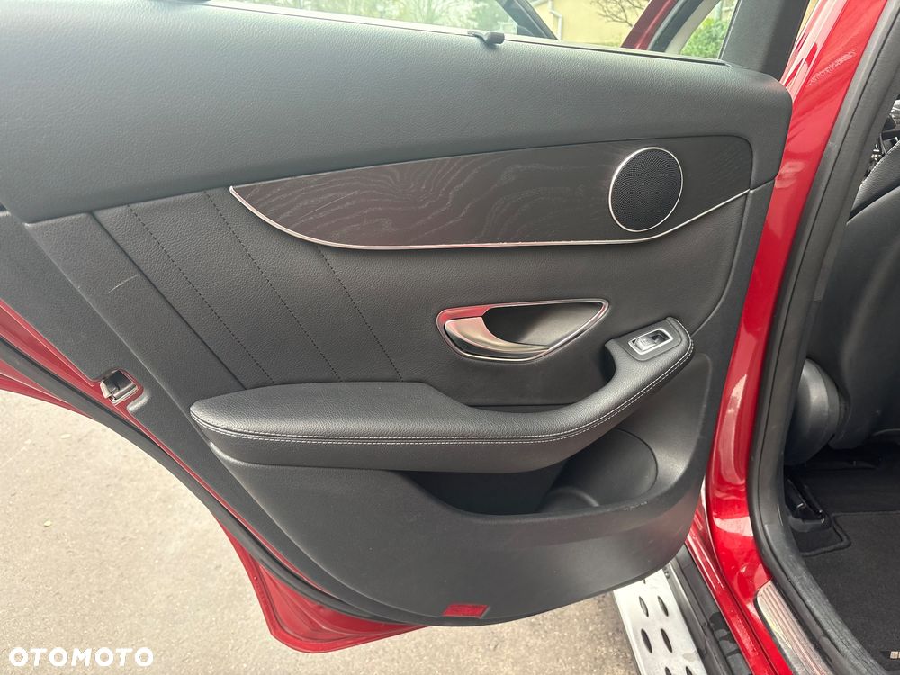 Mercedes-Benz GLC - 2