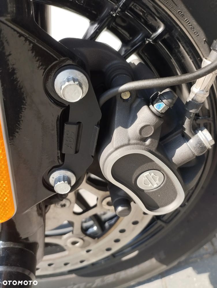 Harley-Davidson Sportster Forty-Eight - 11
