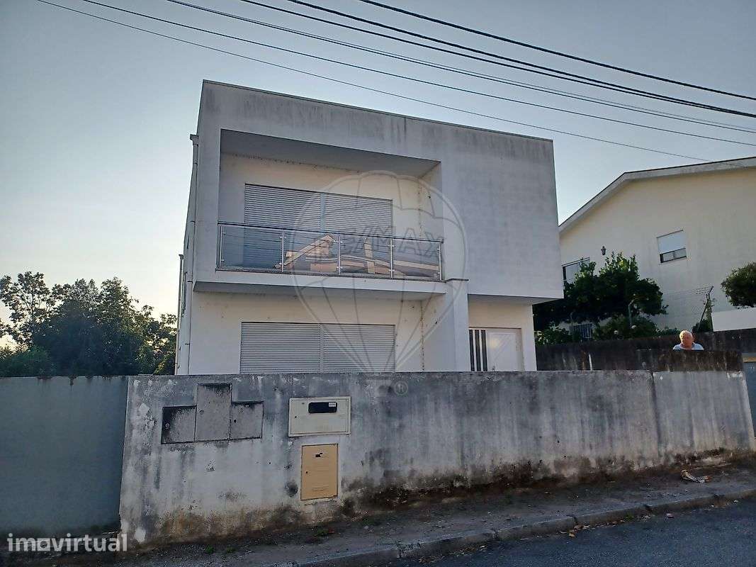 Moradia T3 para venda - Grande imagem: 2/36