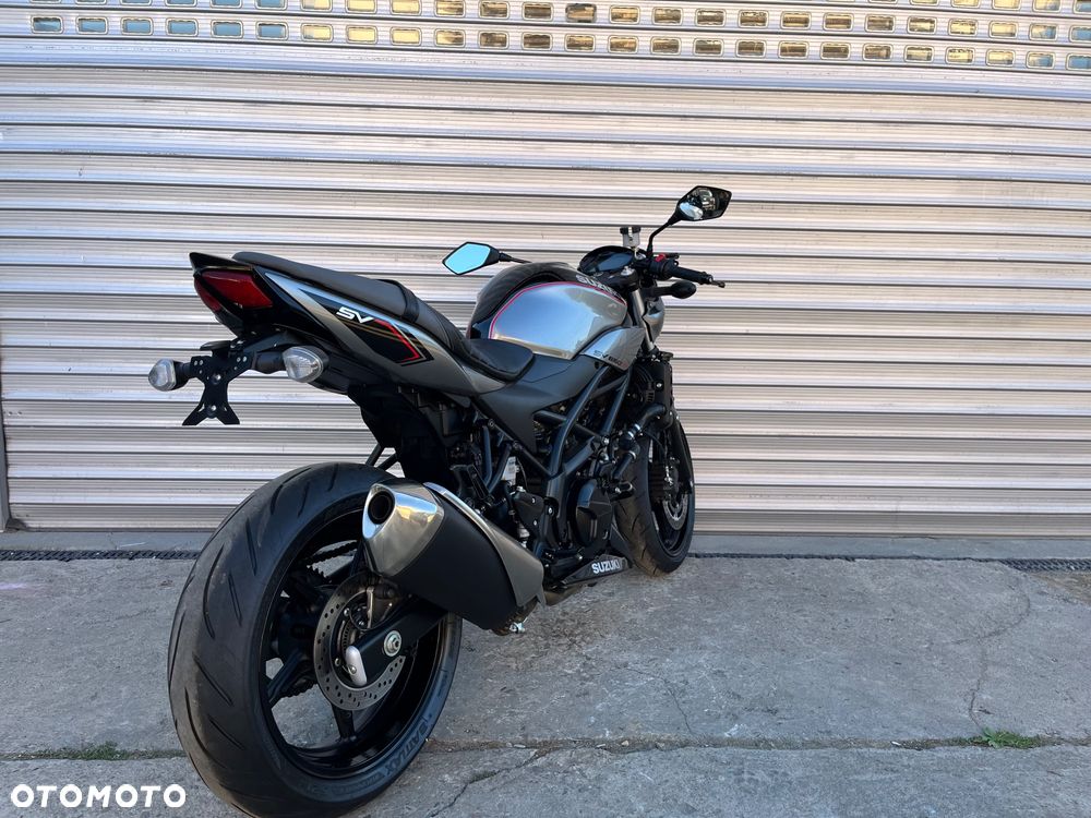 Suzuki SV - 31