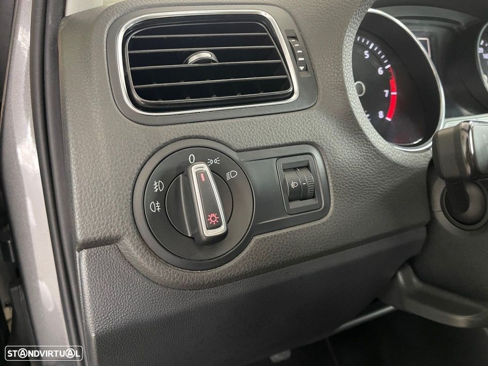 VW Polo 1.0 Confortline - 6