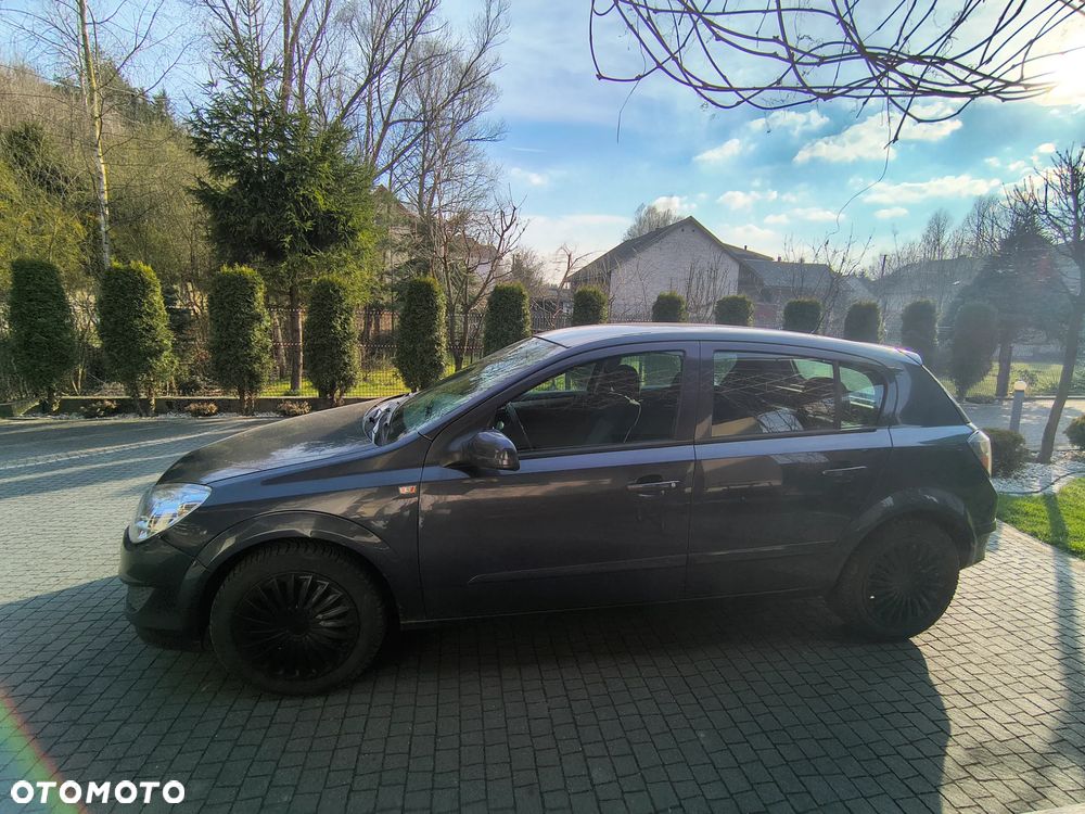 Opel Astra 1.4 Essentia - 3