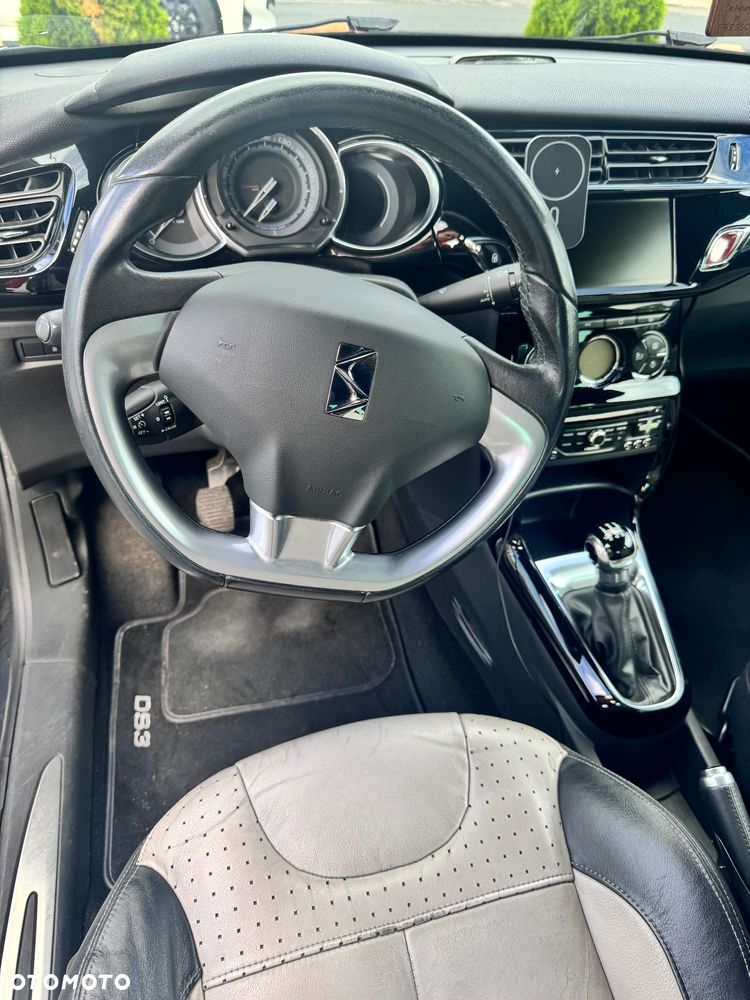 Citroën DS3 e-HDi 90 FAP SoChic - 15