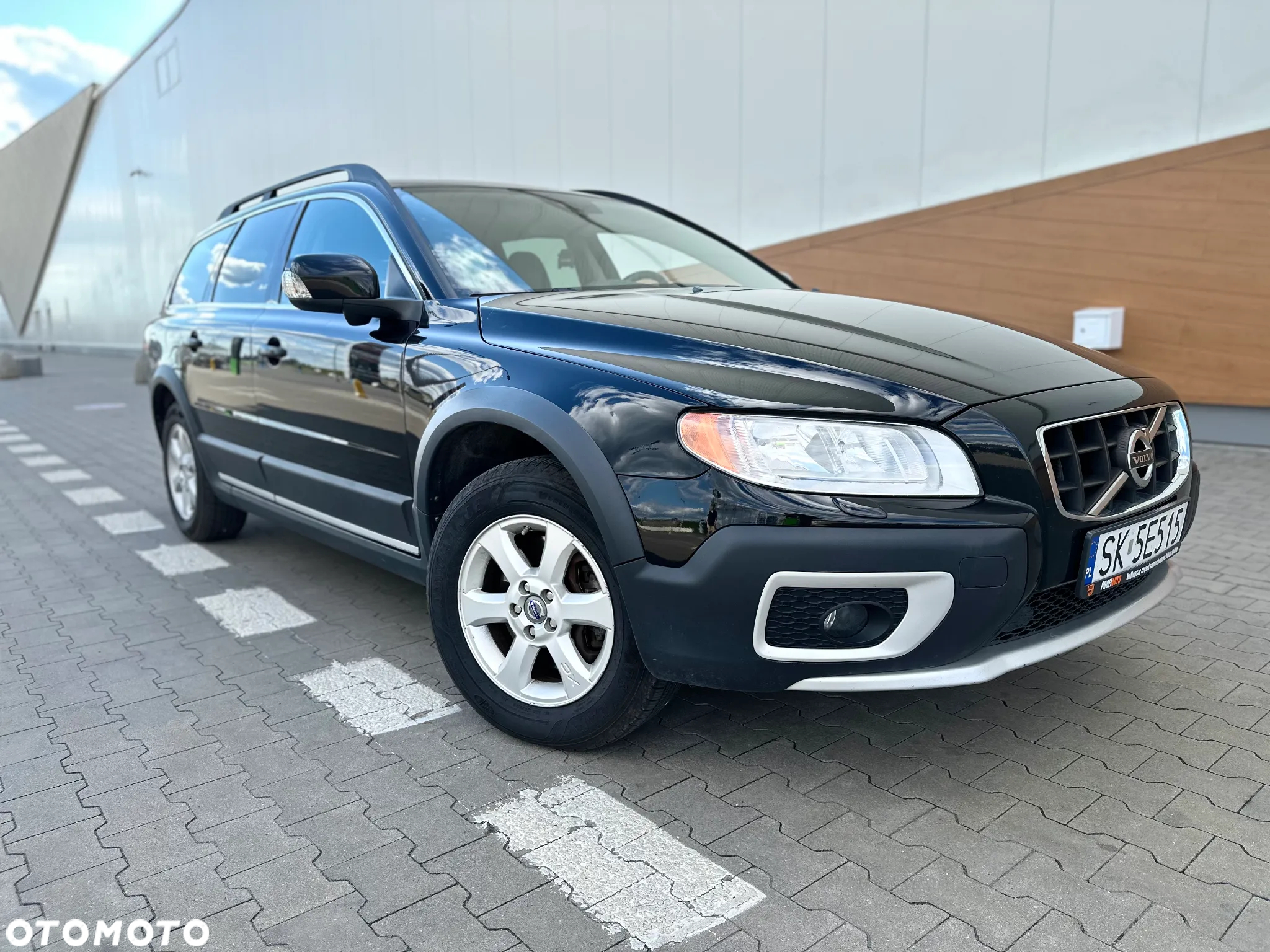 Volvo XC 70 3.2 AWD Summum - 2