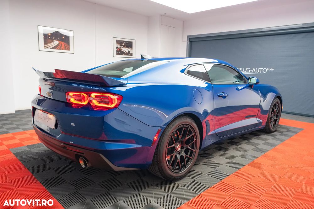 Chevrolet Camaro - 2