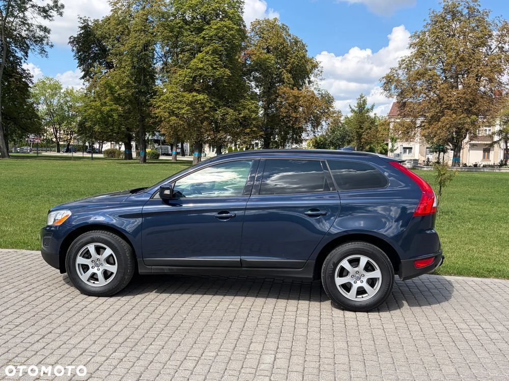 Volvo XC 60 T5 Powershift Momentum - 24
