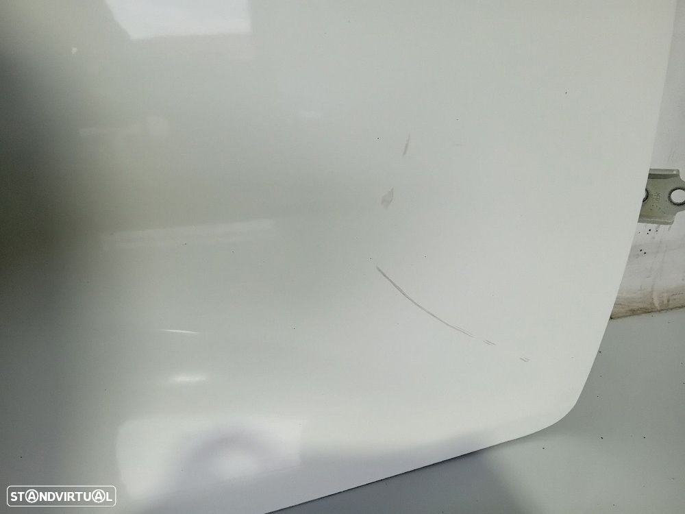 Porta frente direita KIA Carens IV - 2
