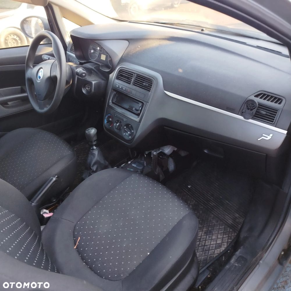Fiat Grande Punto na części . - 5