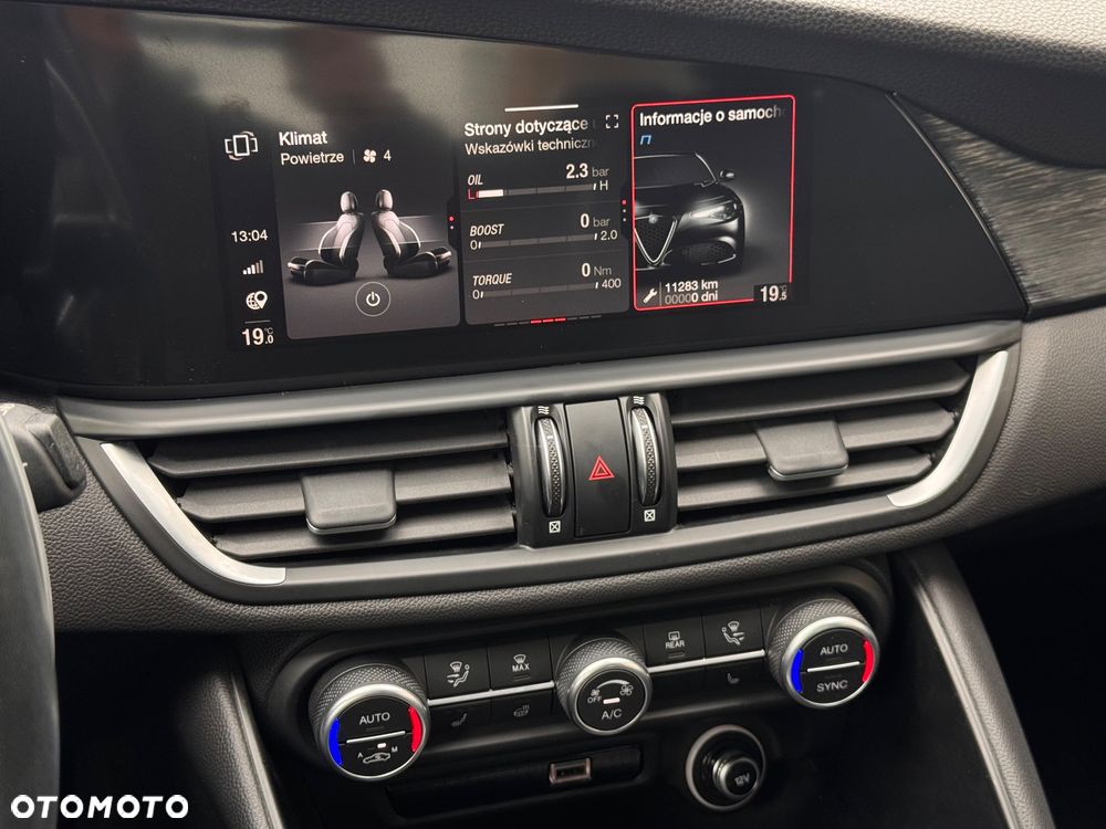 Alfa Romeo Giulia 2.0 Turbo 16V AT8 Veloce - 14
