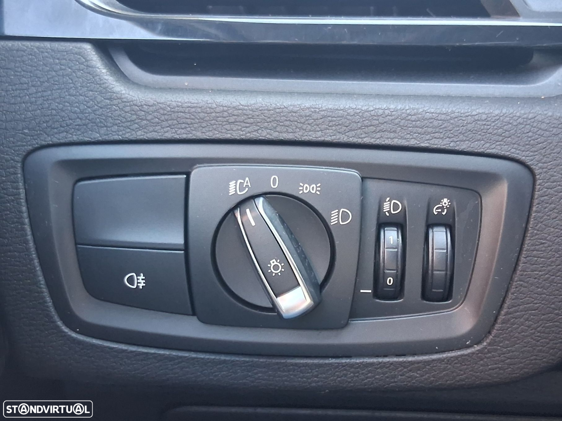 BMW X1 16 d sDrive Advantage - 38