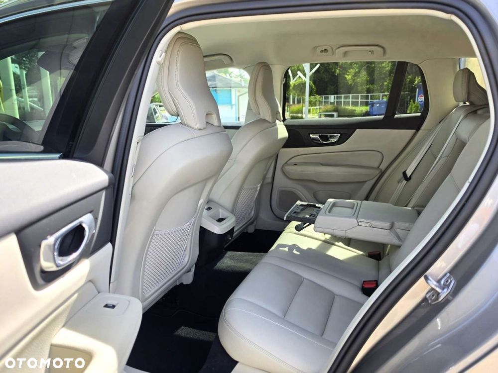 Volvo V60 - 30