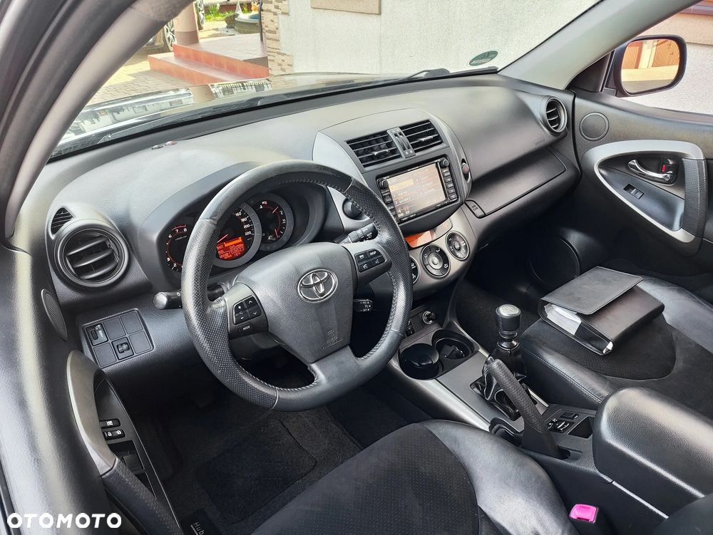 Toyota RAV4 2.0 4x2 Travel - 17