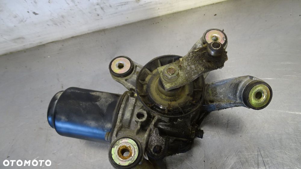 SILNICZEK WYCIERACZEK PRZÓD SUBARU FORESTER I 2.0 - 5