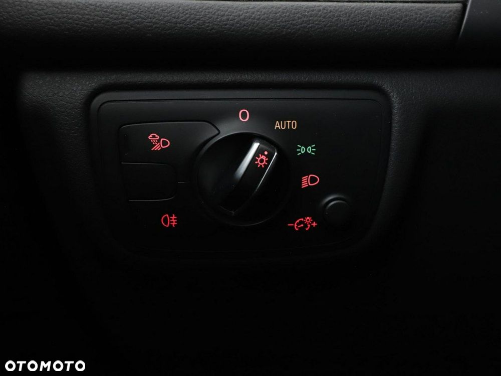 Audi A6 Avant 2.0 TDI ultra S tronic - 30