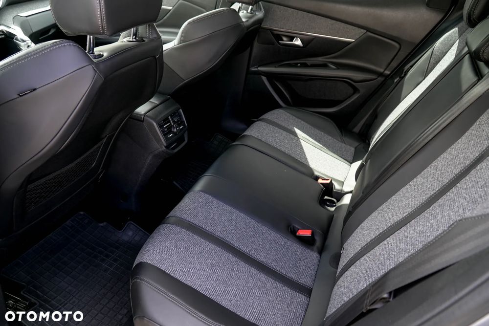 Peugeot 3008 BlueHDi 130 Stop & Start Allure - 21