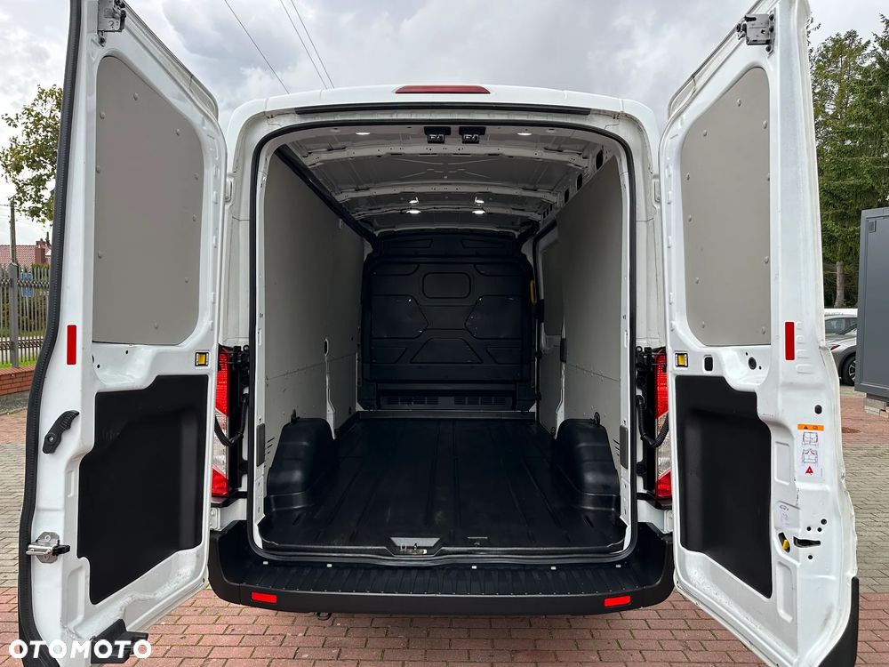 Ford Transit - 31