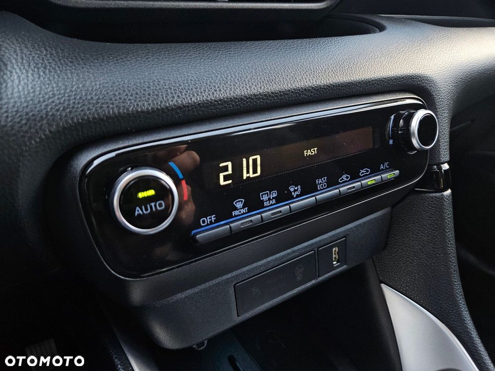 Toyota Yaris - 14