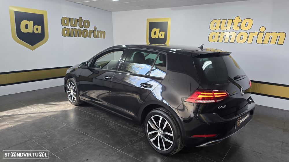 VW Golf 1.6 TDI Confortline - 10