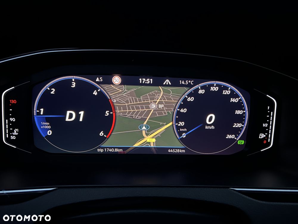 Volkswagen Passat 2.0 TDI Elegance DSG - 16