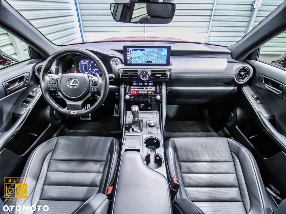 Lexus IS F - 5