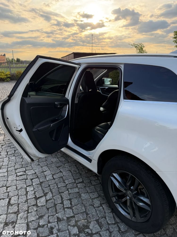Volvo XC 60 T5 Geartronic Momentum - 8