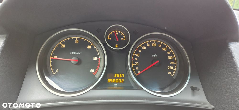 Opel Astra - 9