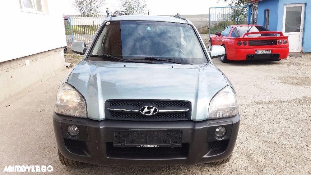 Dezmembrez Hyundai Tucson 2006 2.0crdi - 1